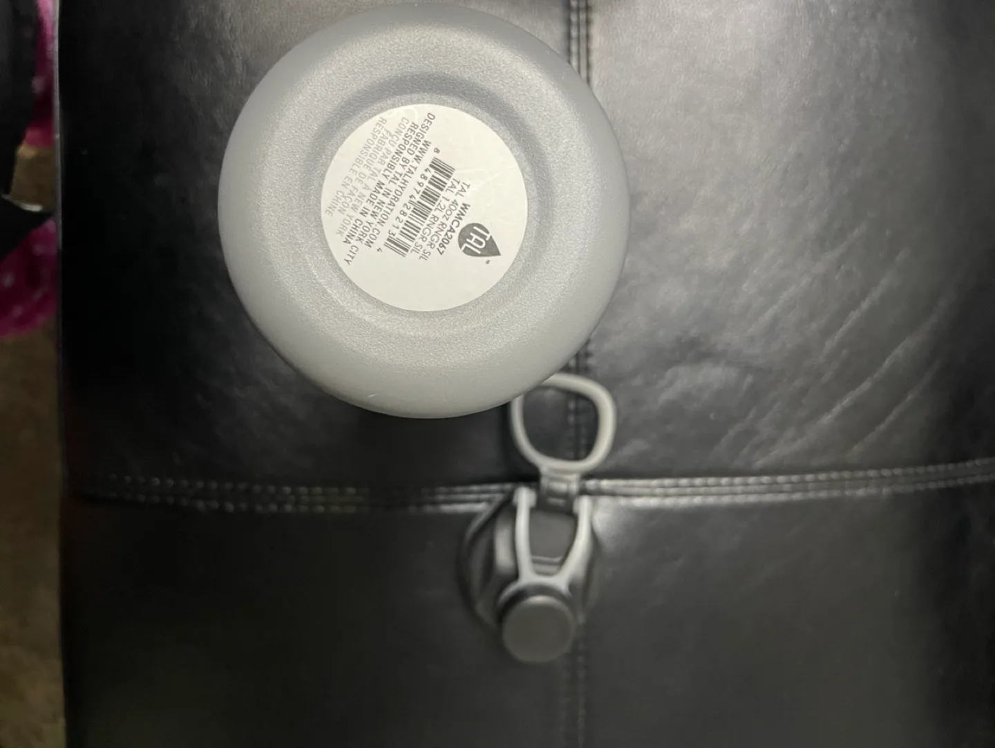 Hydro Flask Water Bottle thumbnail