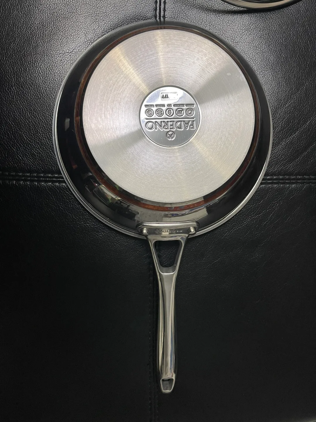 Paderno Stainless steel pot with lid(Moving Sale) thumbnail