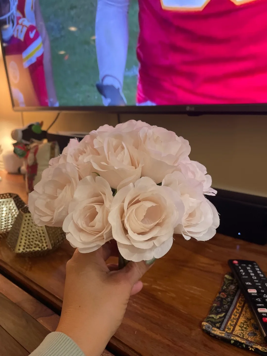 Last days Spring Artificial Rose Bouquet image indicator(2)