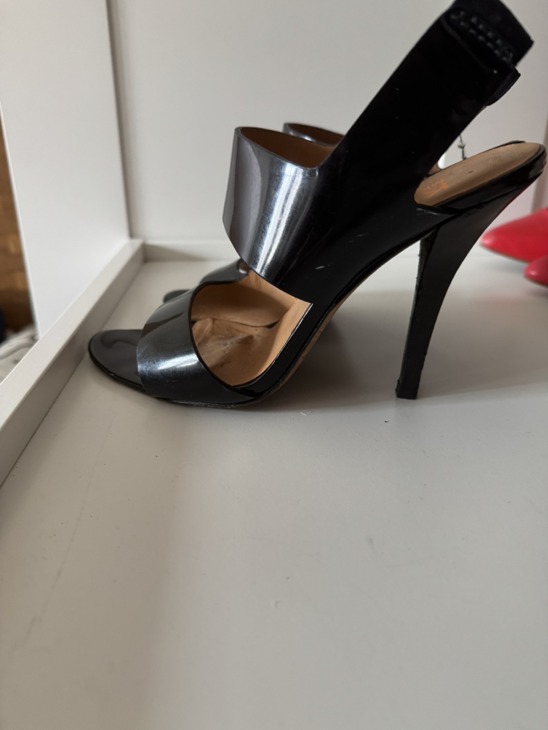 Michael Kors Black Patent Leather Heels - photo 2