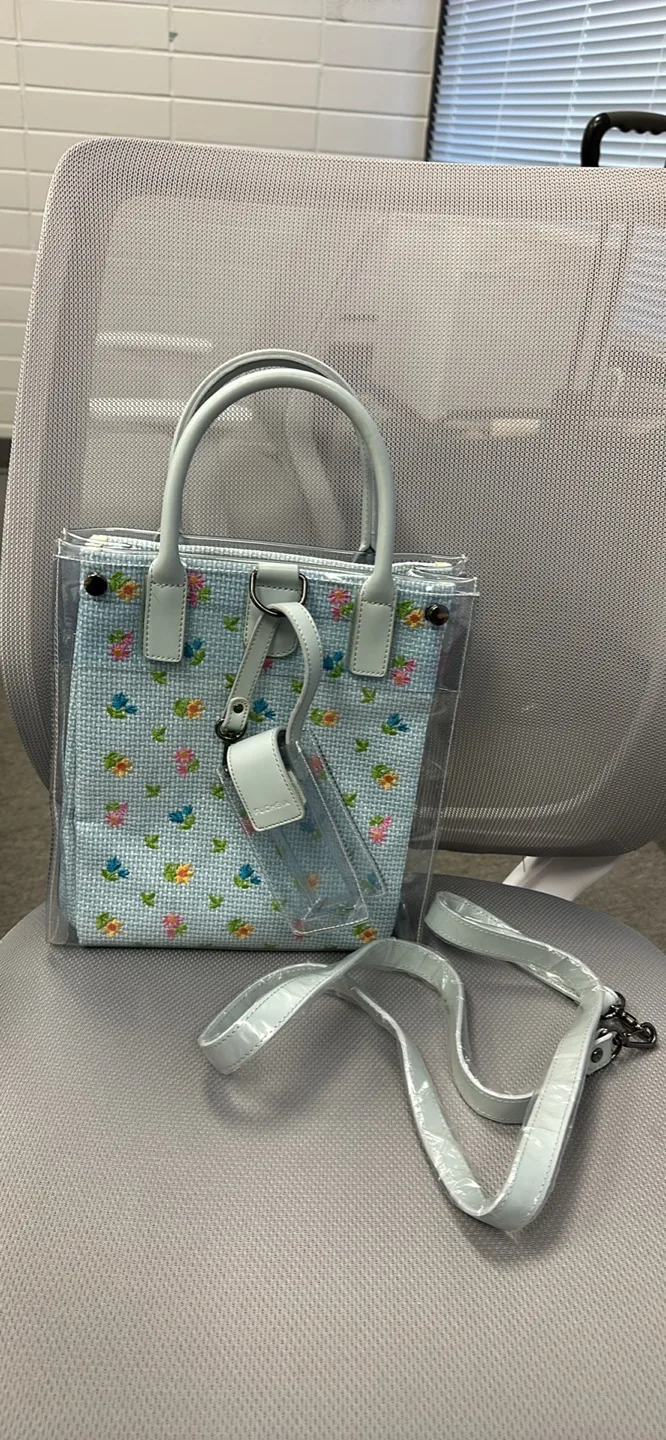 NEW Fuchsia Clear Tote Bag image indicator(4)