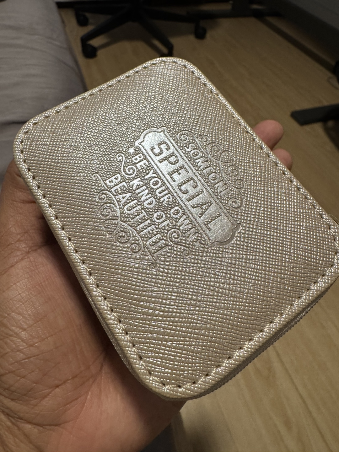 Small Travel Jewelry Case - photo 2