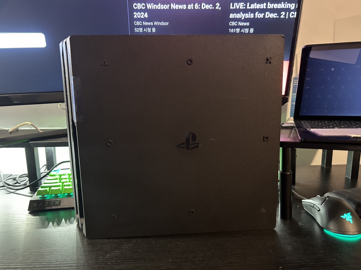 PS4 pro Console - photo 3