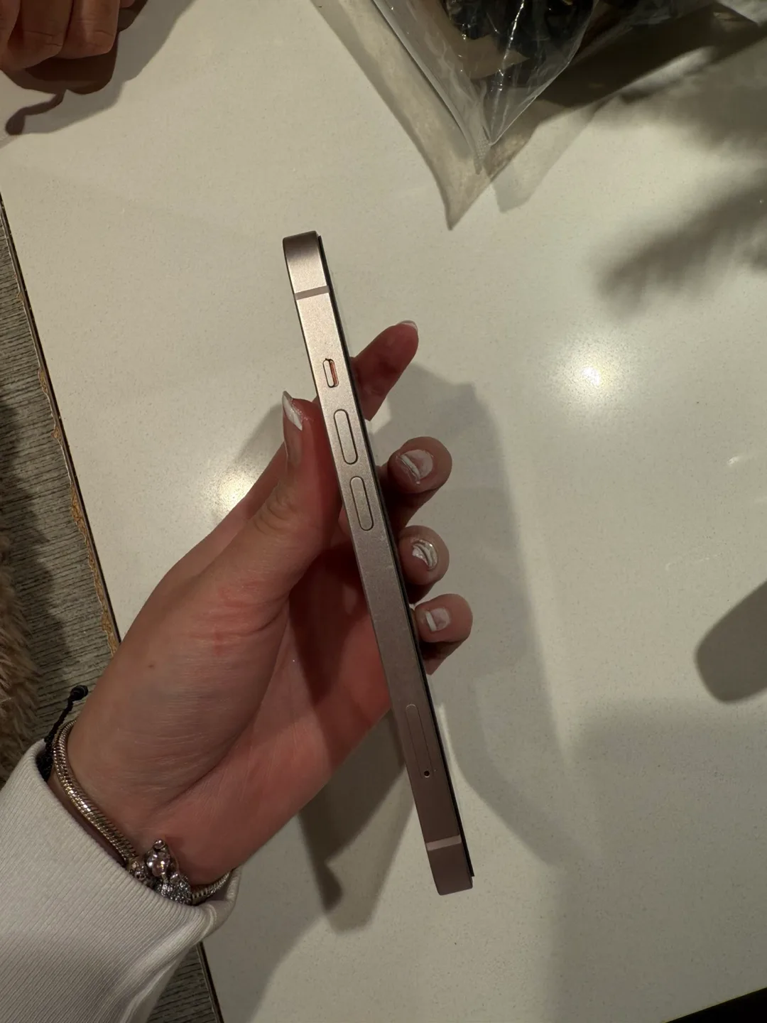 iPhone 13 image indicator(3)