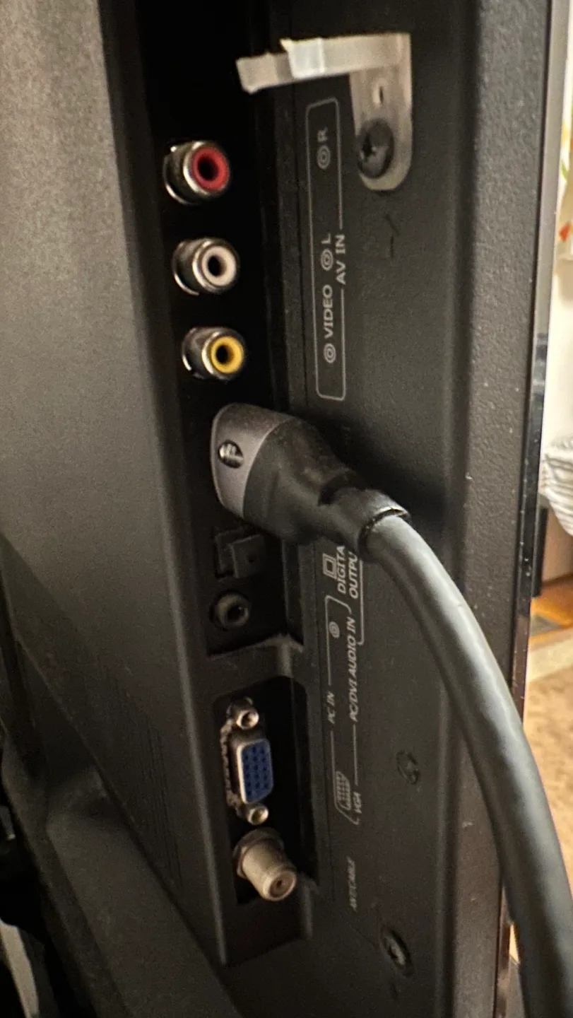 Insignia 32 Inch LCD TV image indicator(5)