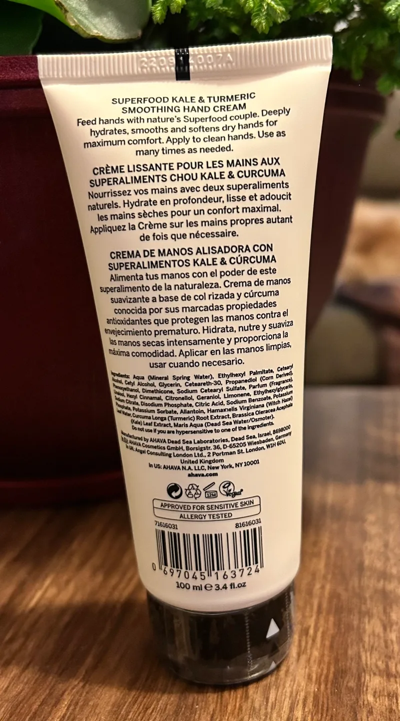 ✨✨Ahava Smoothing Hand Cream Superfood Kale & Turmeric image indicator(3)