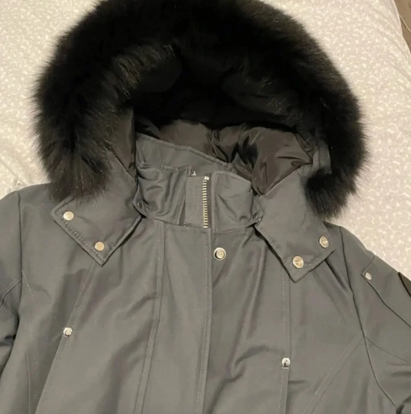Moose Knuckles Parka image indicator(4)