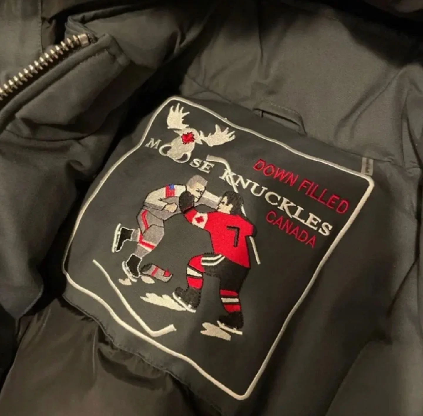 Moose Knuckles Parka image indicator(6)