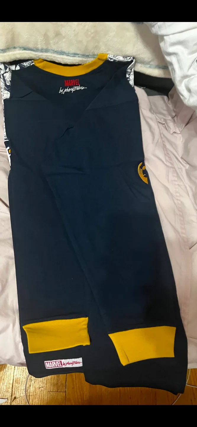 BNWT Marvel by Mighty Fine Wolverine T-Shirt image indicator(6)