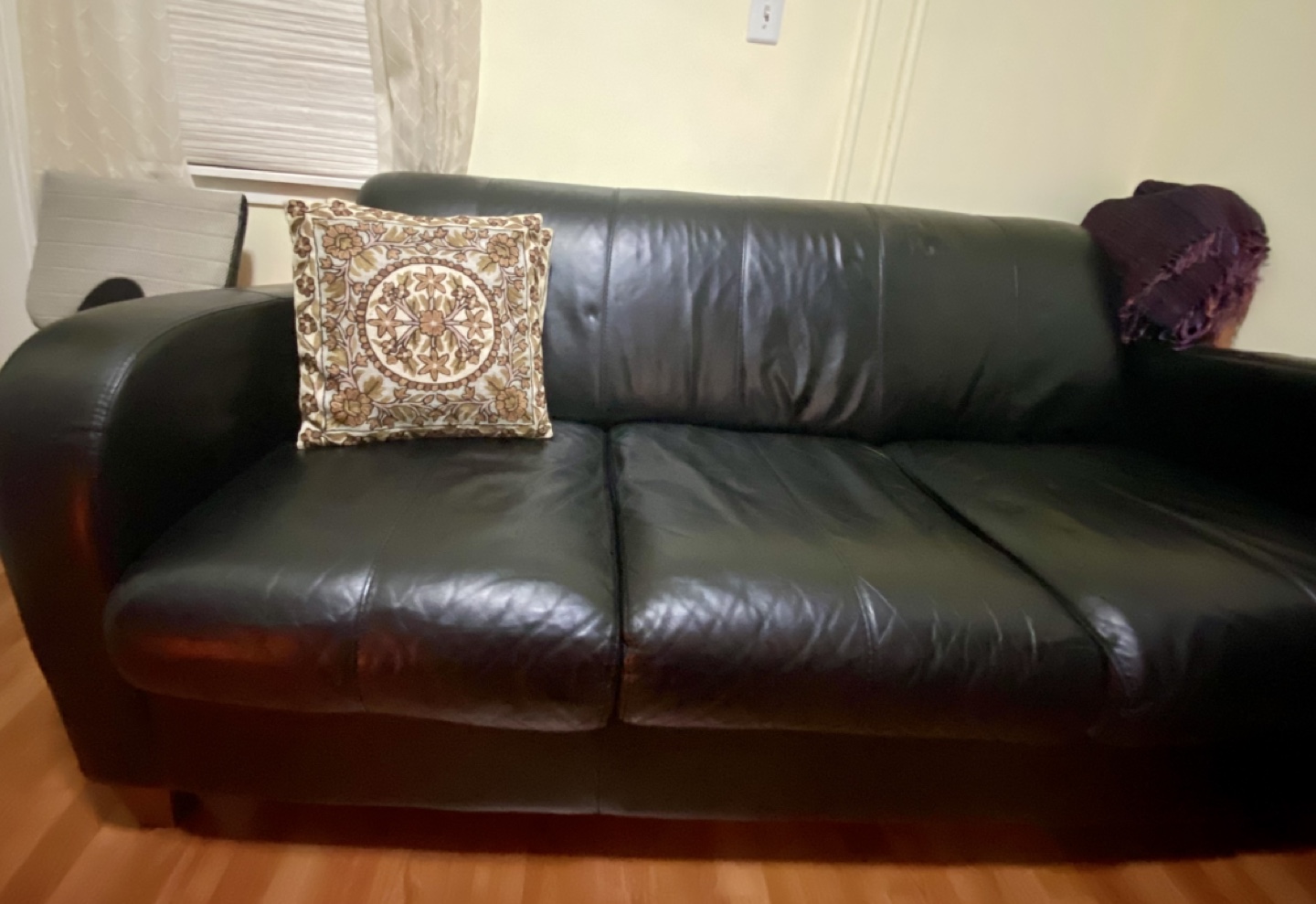 BLACK LEATHER SOFA - NAILHEAD TRIM - photo 3