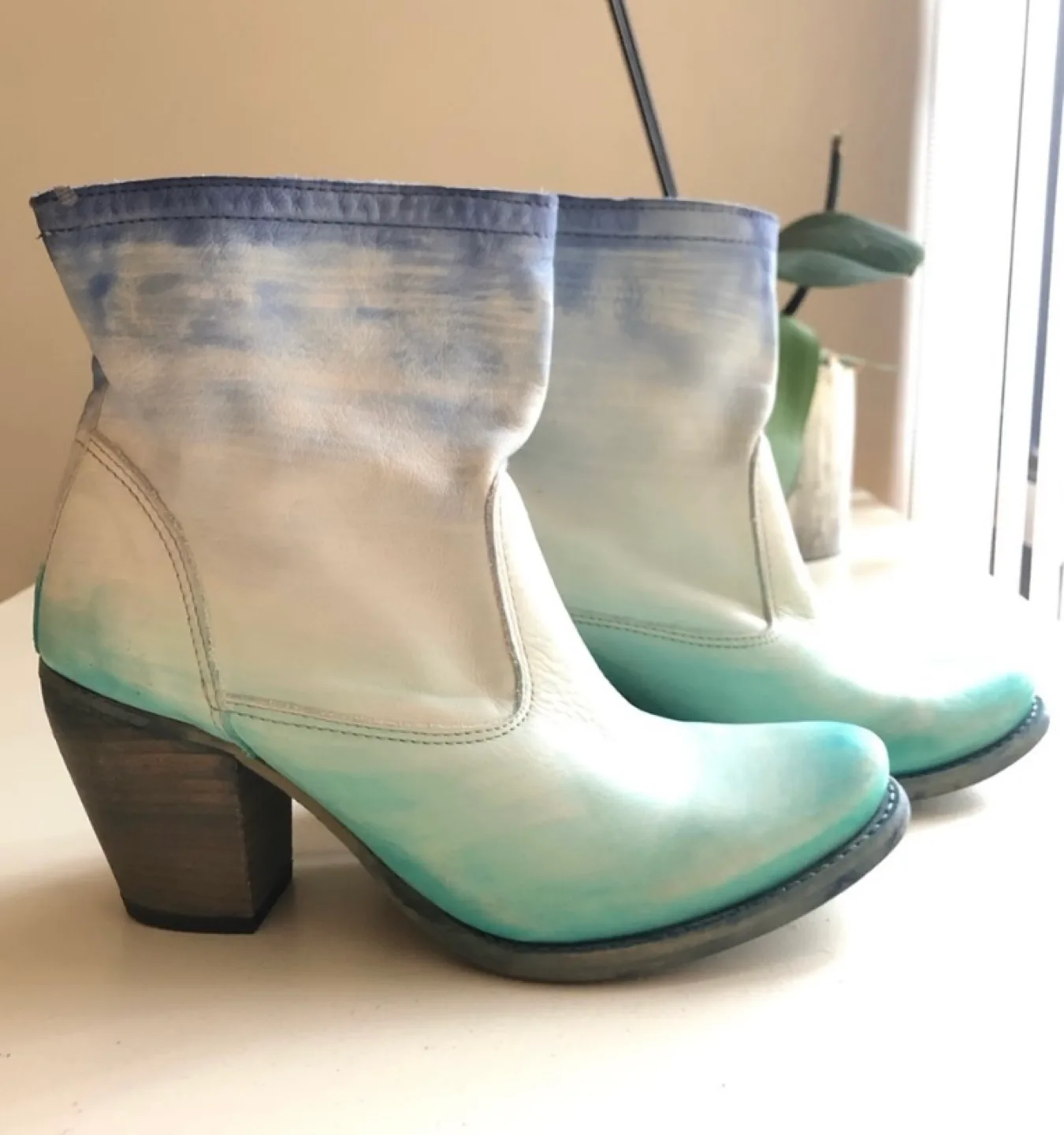 Western Ombré Leather Boots image indicator(4)