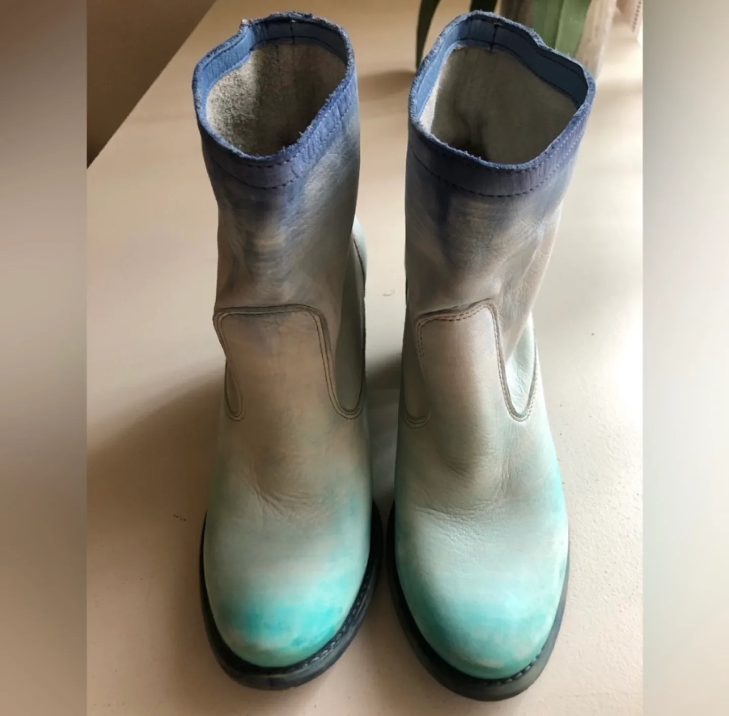 Western Ombré Leather Boots image indicator(2)