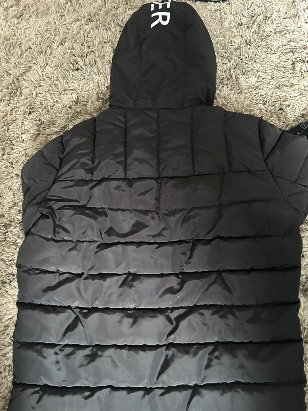 Tommy Hilfiger Black Puffer Jacket image indicator(2)