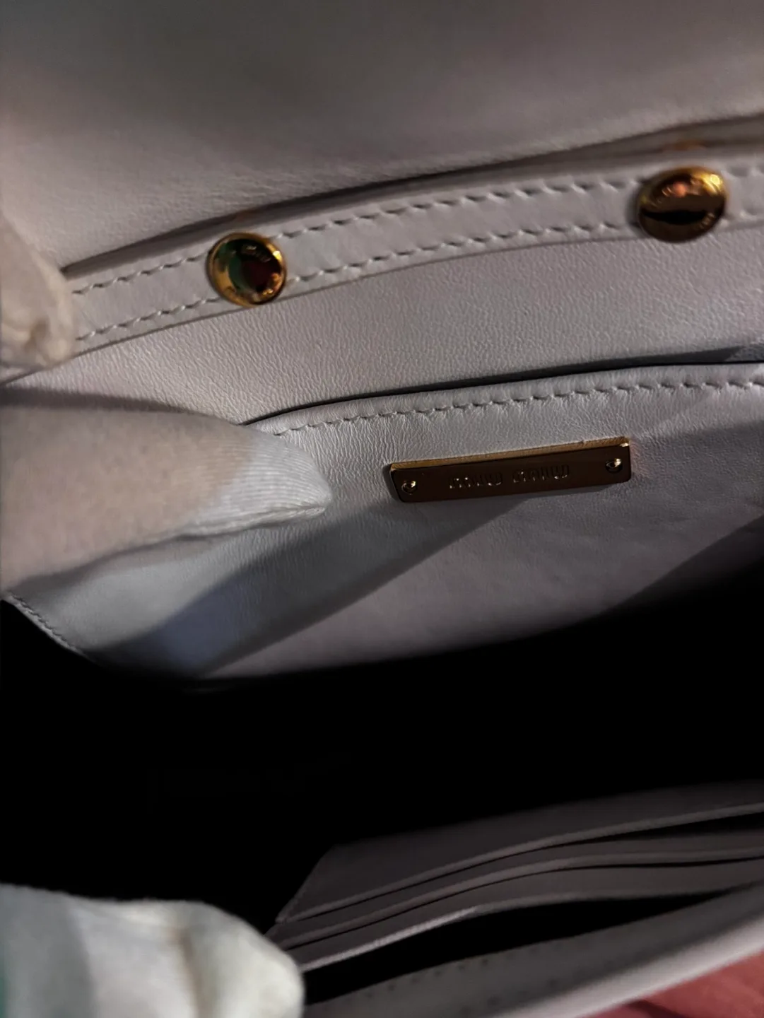 Authentic Miu Miu White Quilted Leather Shoulder Bag image indicator(9)