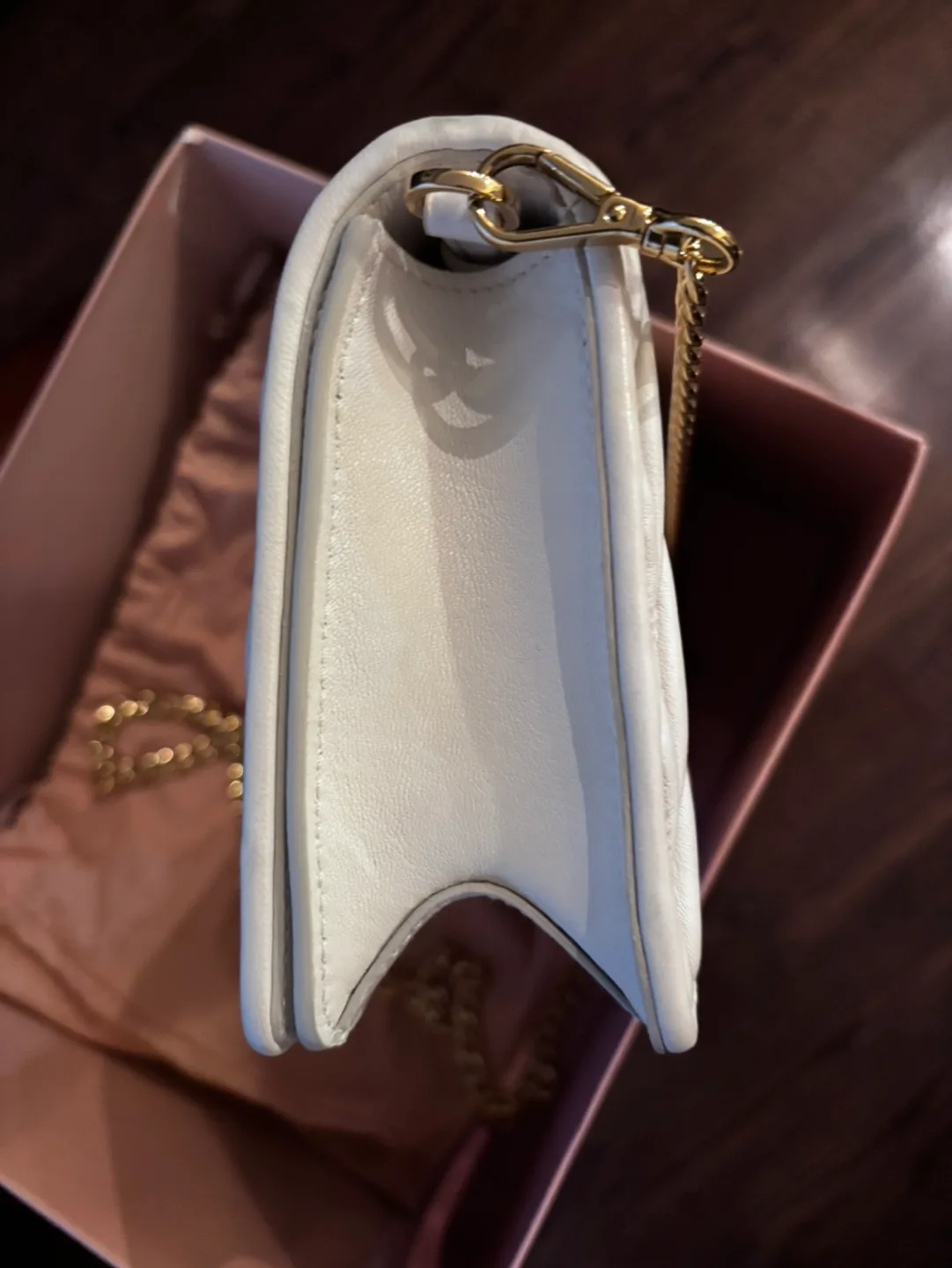 Authentic Miu Miu White Quilted Leather Shoulder Bag image indicator(8)