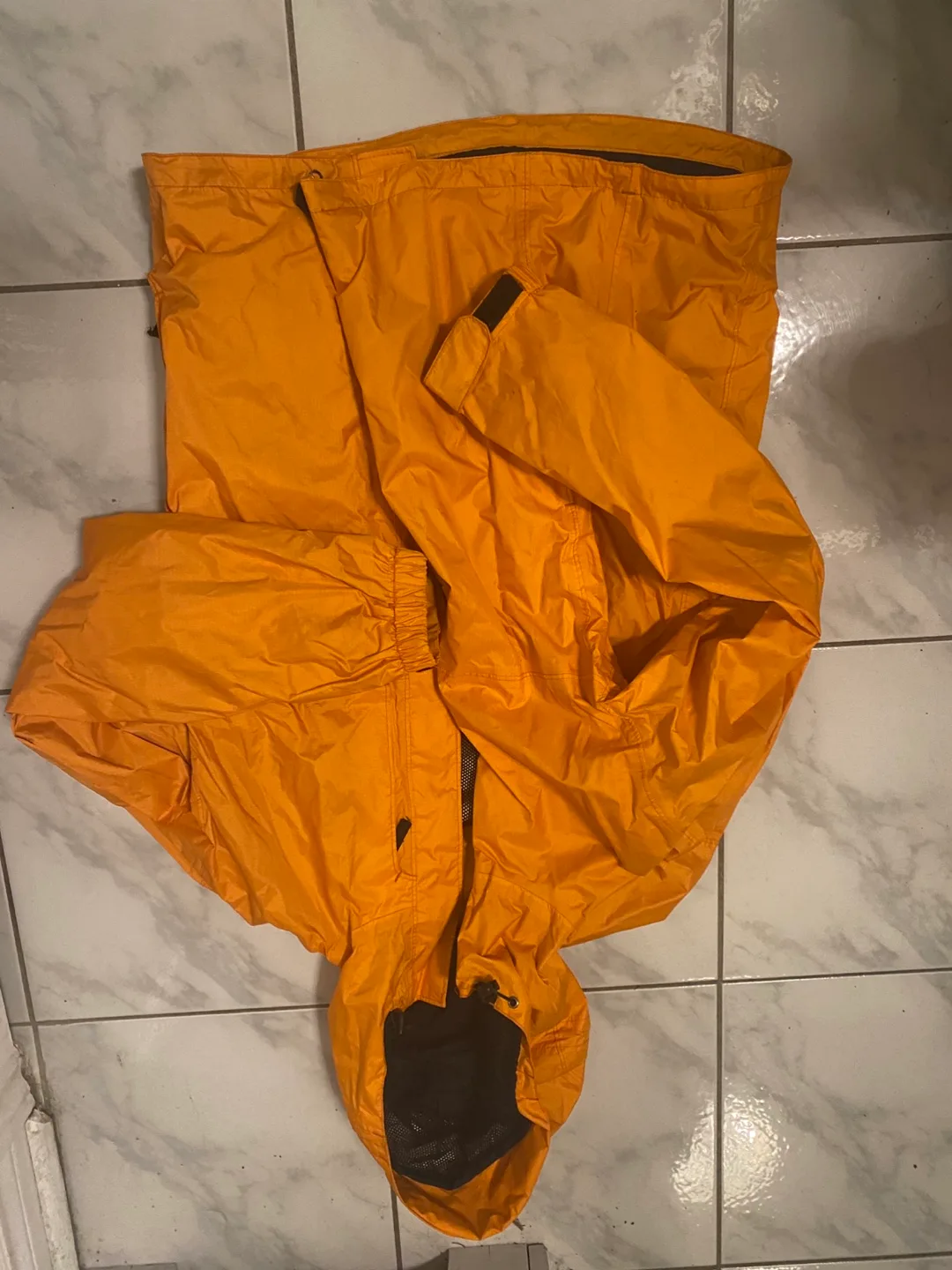 Rain Jacket - jogging image indicator(2)