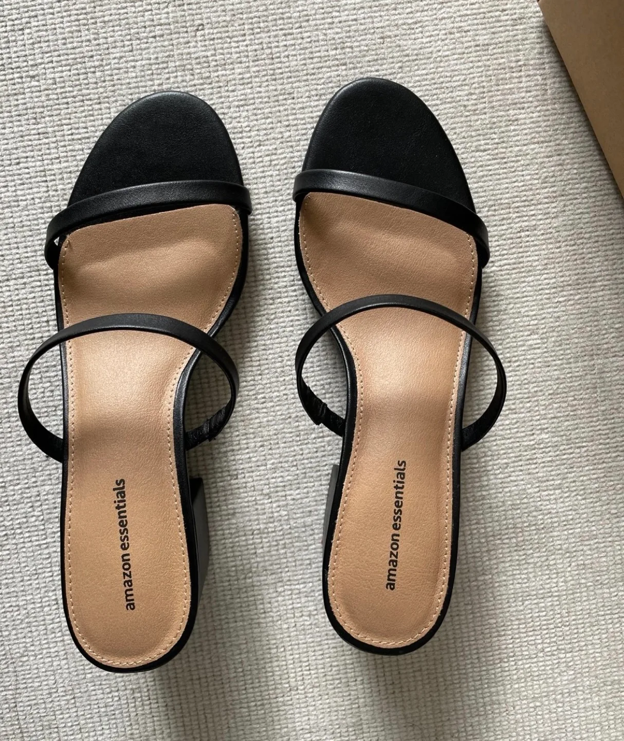 Amazon Essentials Women's Thin Two Strap Heeled Slide image indicator(3)