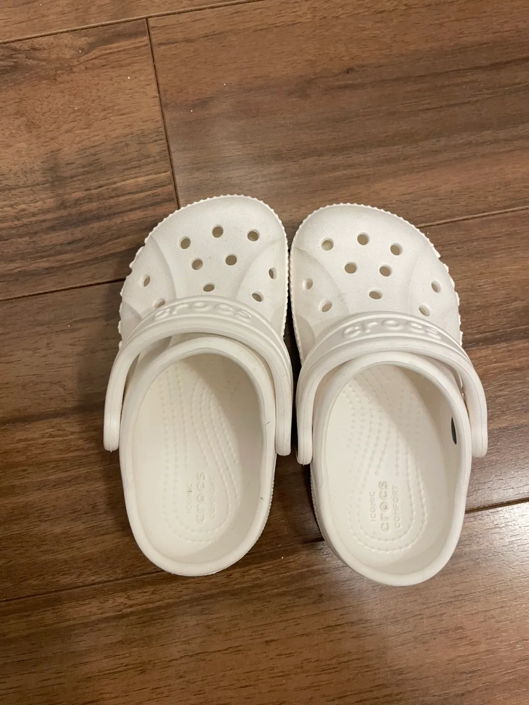 Classic Toddler Crocs Size 7 image indicator(4)