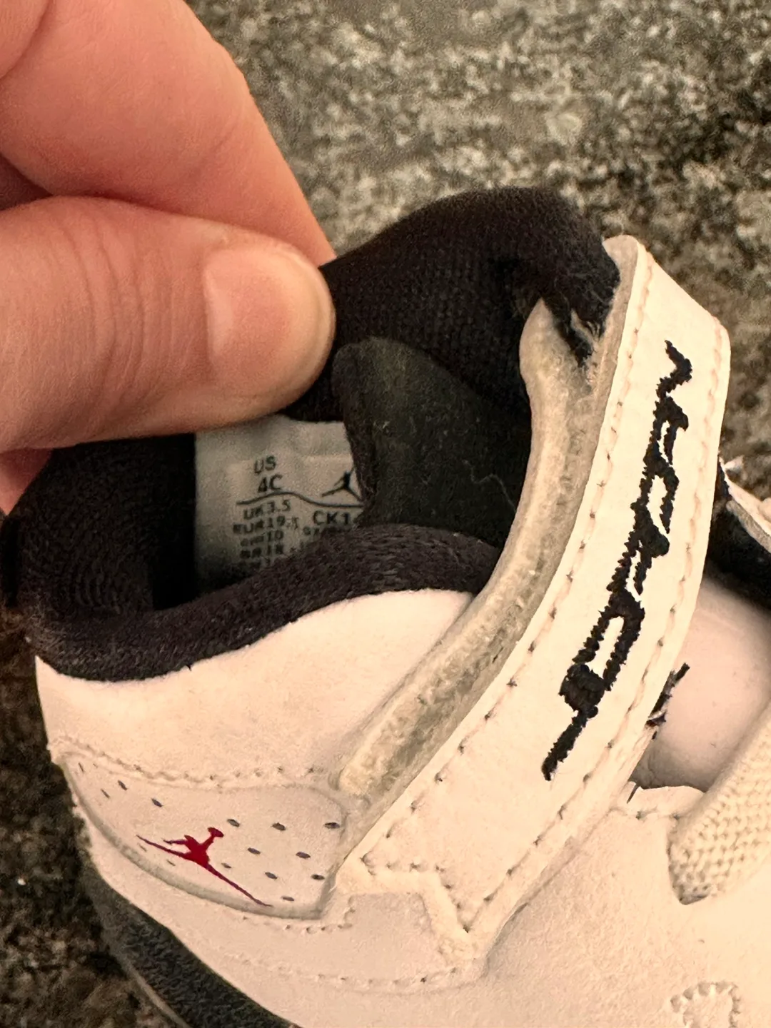 Air Jordan Toddler Size 4C image indicator(4)