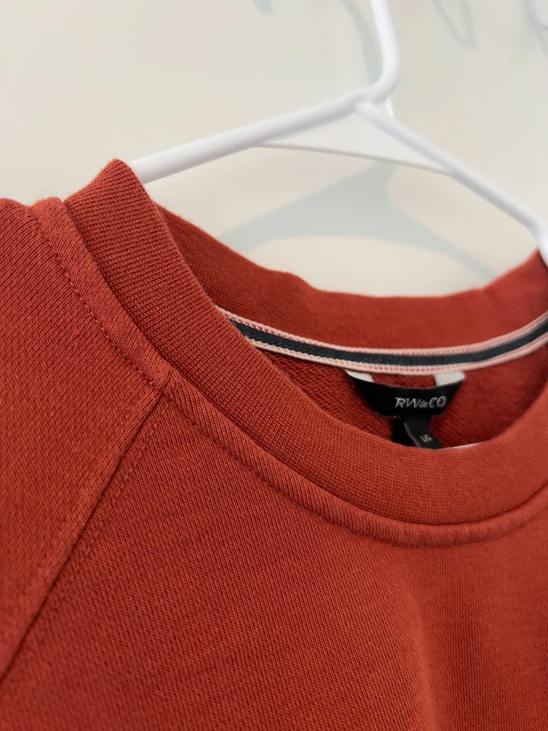 RW&CO Sweatshirt Cotton Sweater Size L image indicator(6)