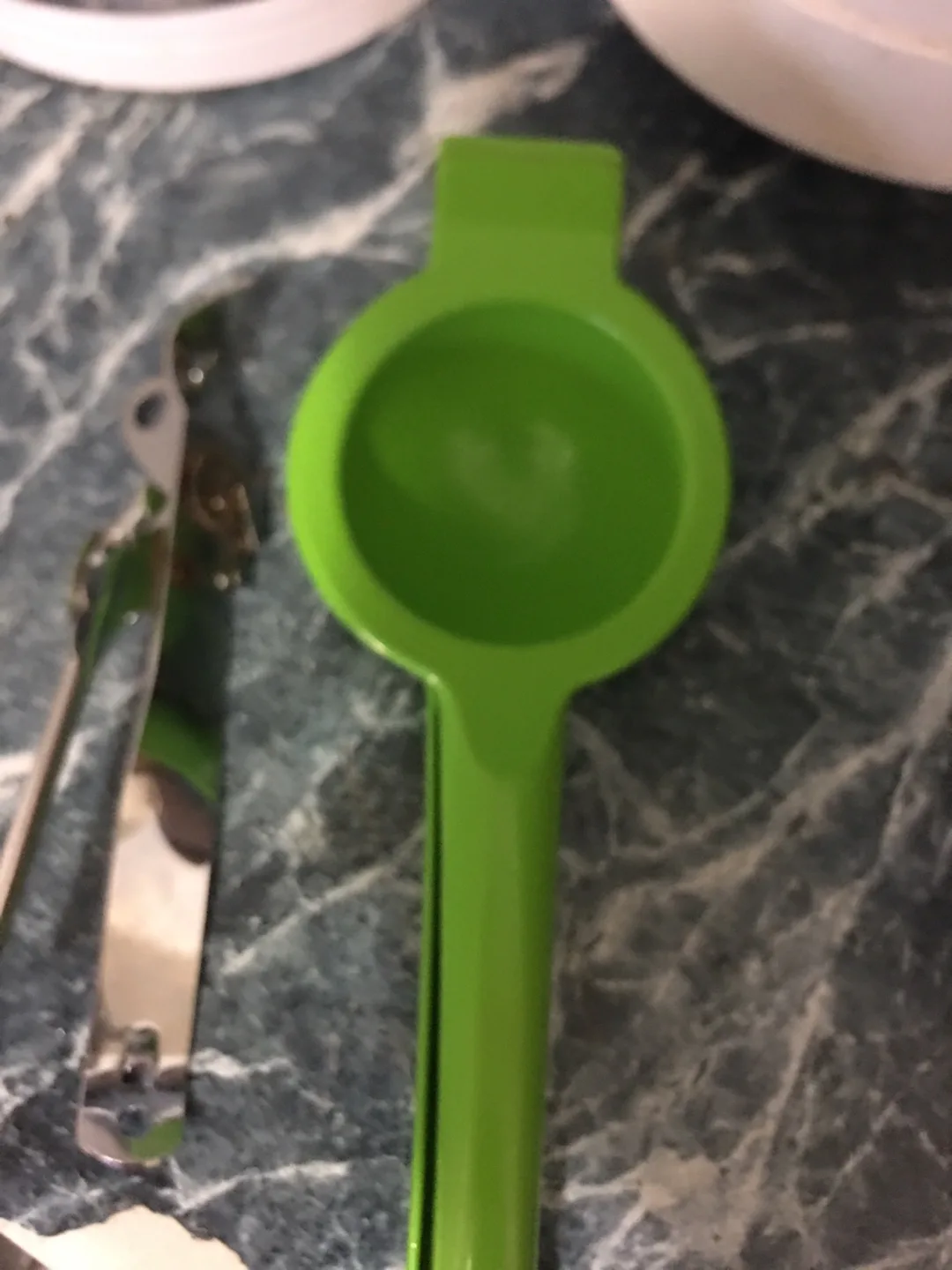 Green Citrus Juicer thumbnail