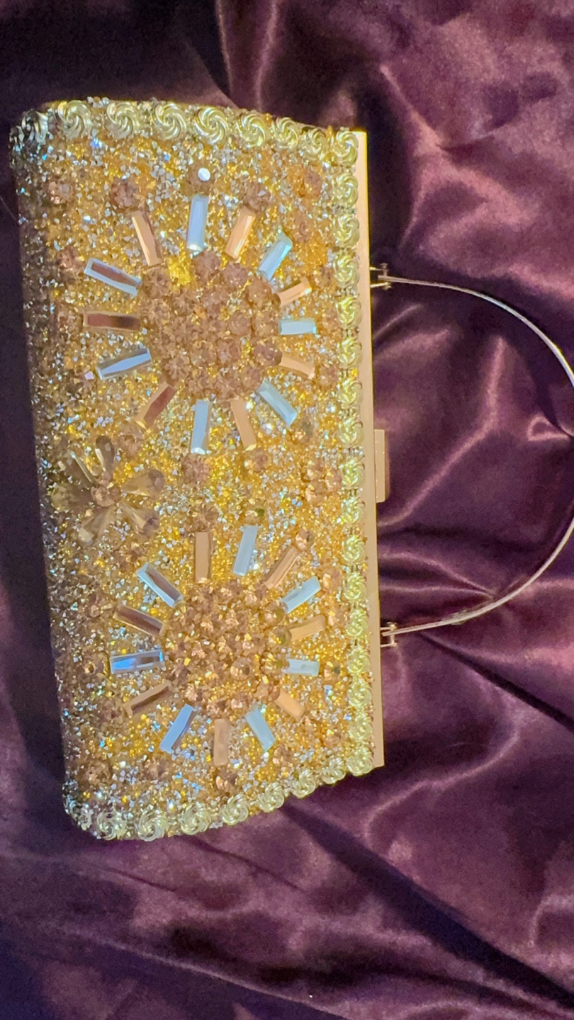Gold Rhinestone Clutch can boost the price too - photo 5