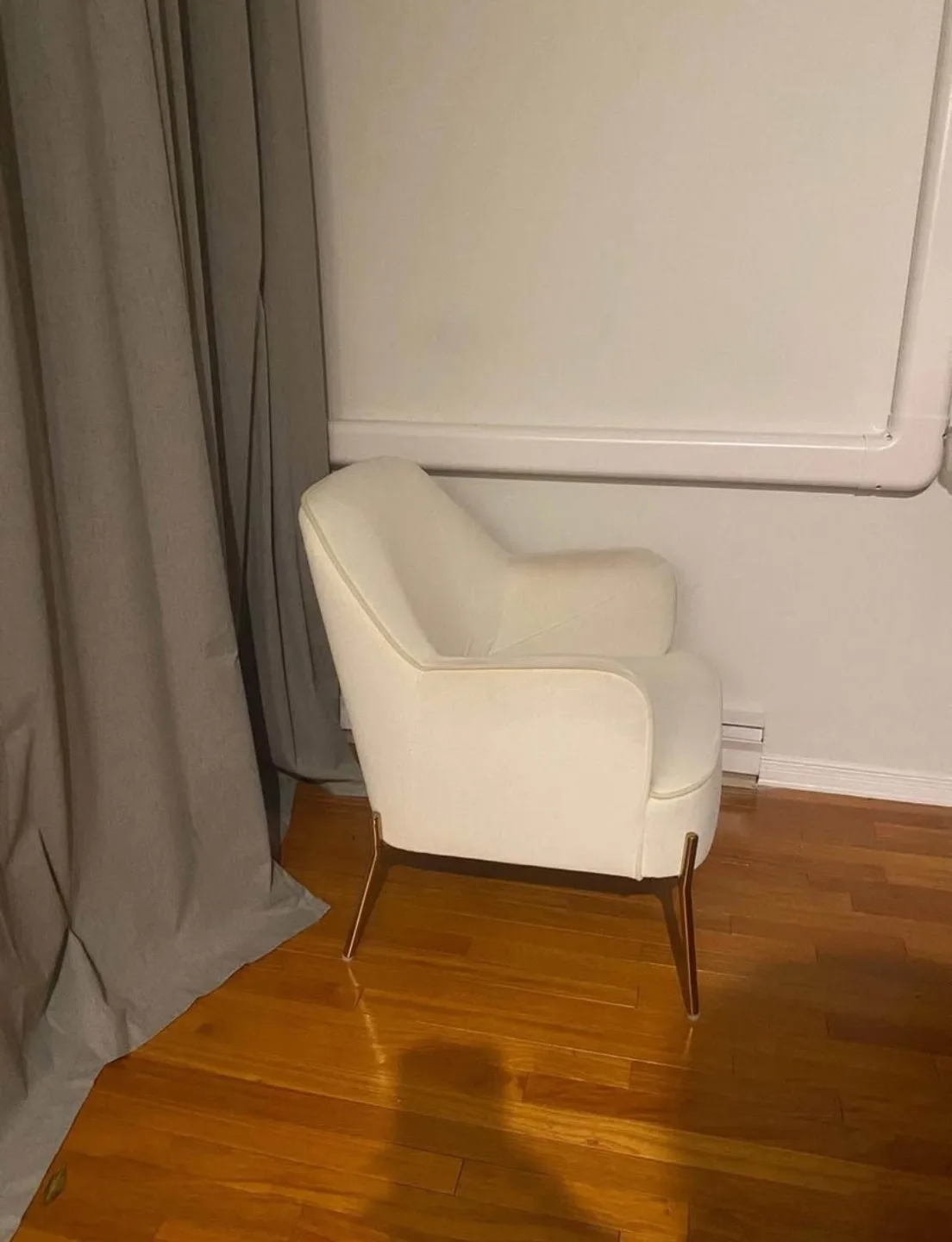 White Accent Chair with Gold Legs image indicator(2)