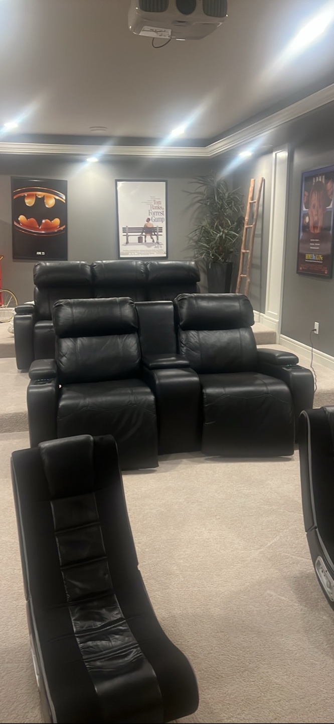 Black Leather Home Theatre Recliners