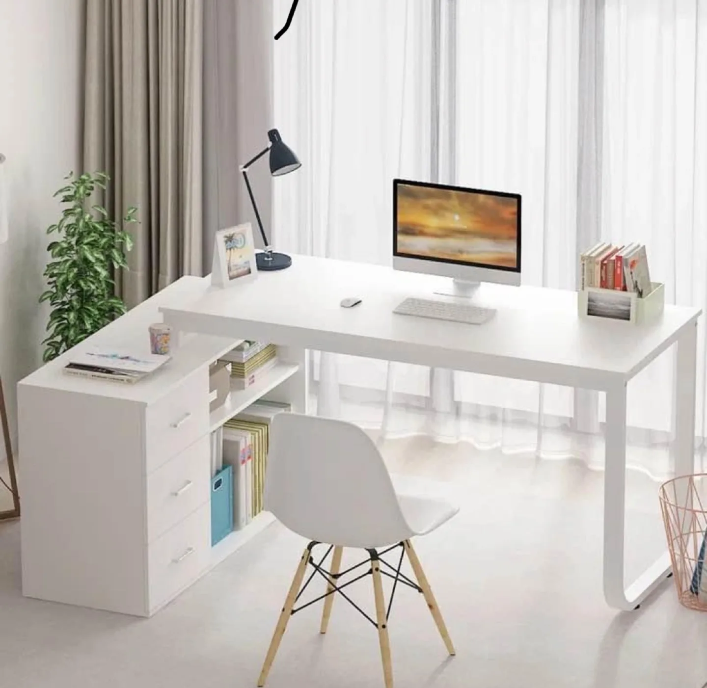 White Corner Desk image indicator(4)