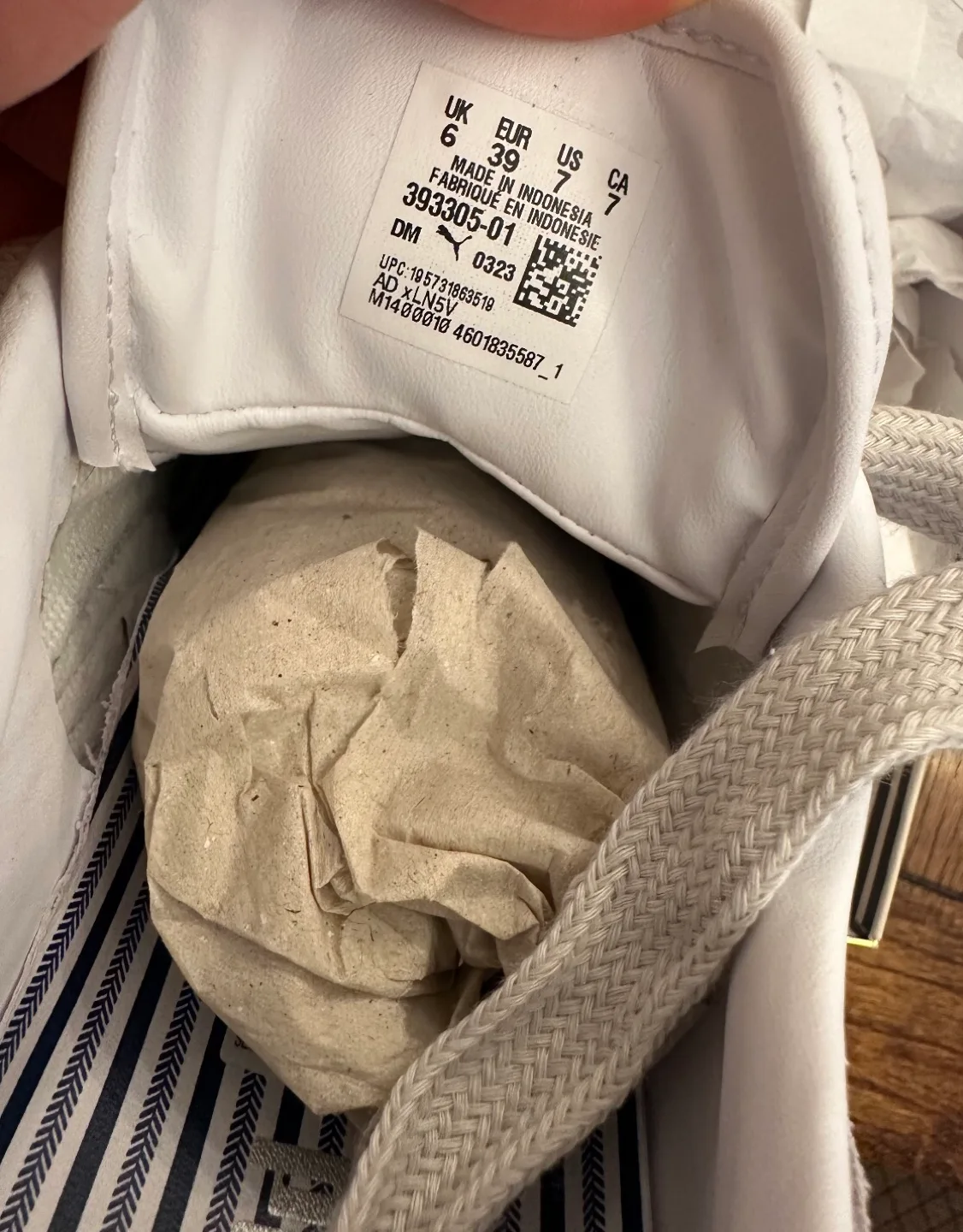 Puma Clyde 02  White/Gray Men’s Sneakers Size 7 image indicator(3)