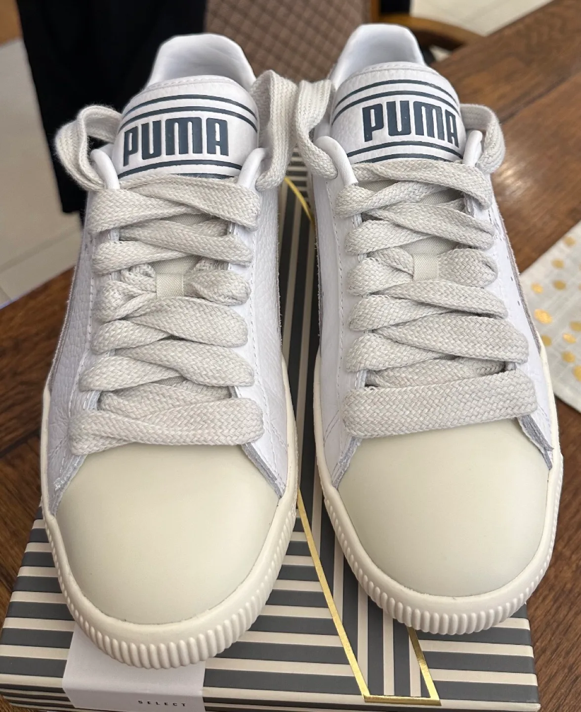 Puma Clyde 02  White/Gray Men’s Sneakers Size 7 image indicator(4)