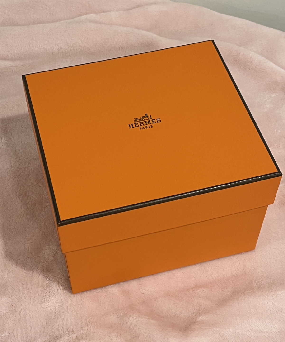 H gift box #1 - photo 2