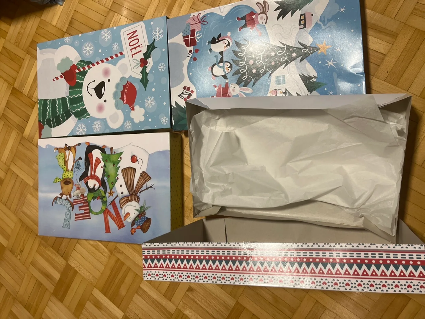 Christmas Gift Wrap Set image indicator(2)