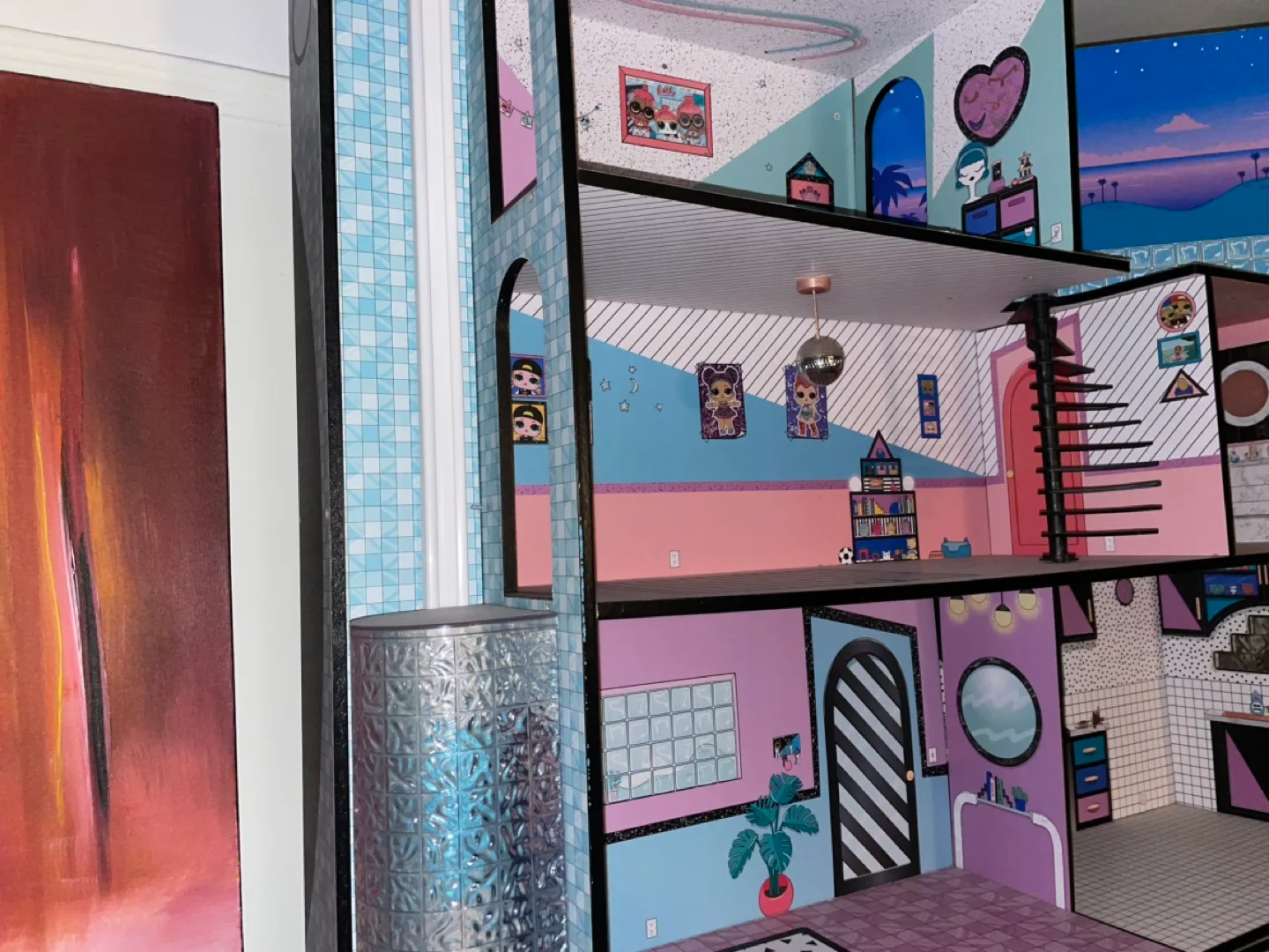 LOL Surprise! OMG House Playset image indicator(5)