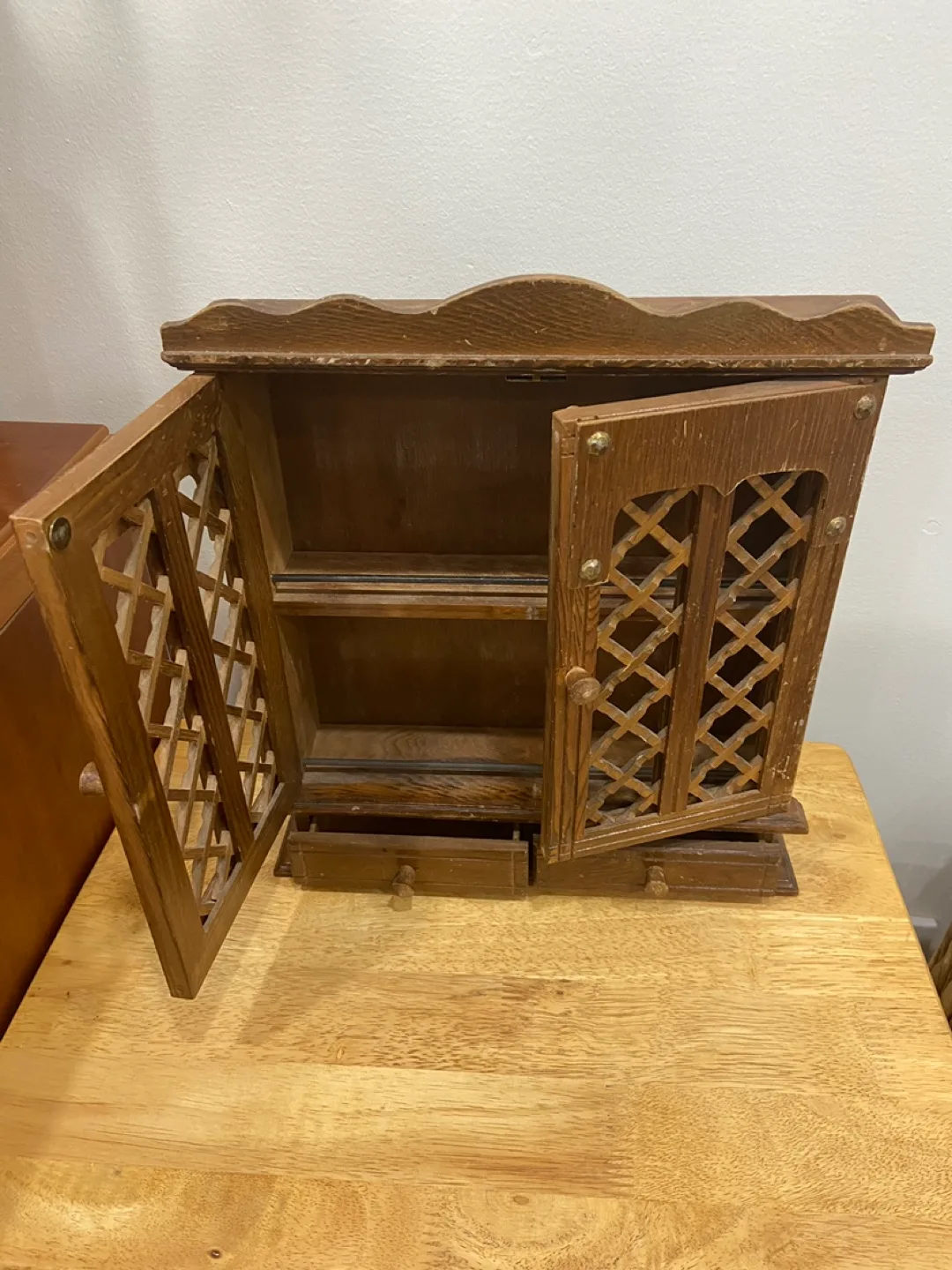 Vintage Wooden Spice Rack image indicator(3)