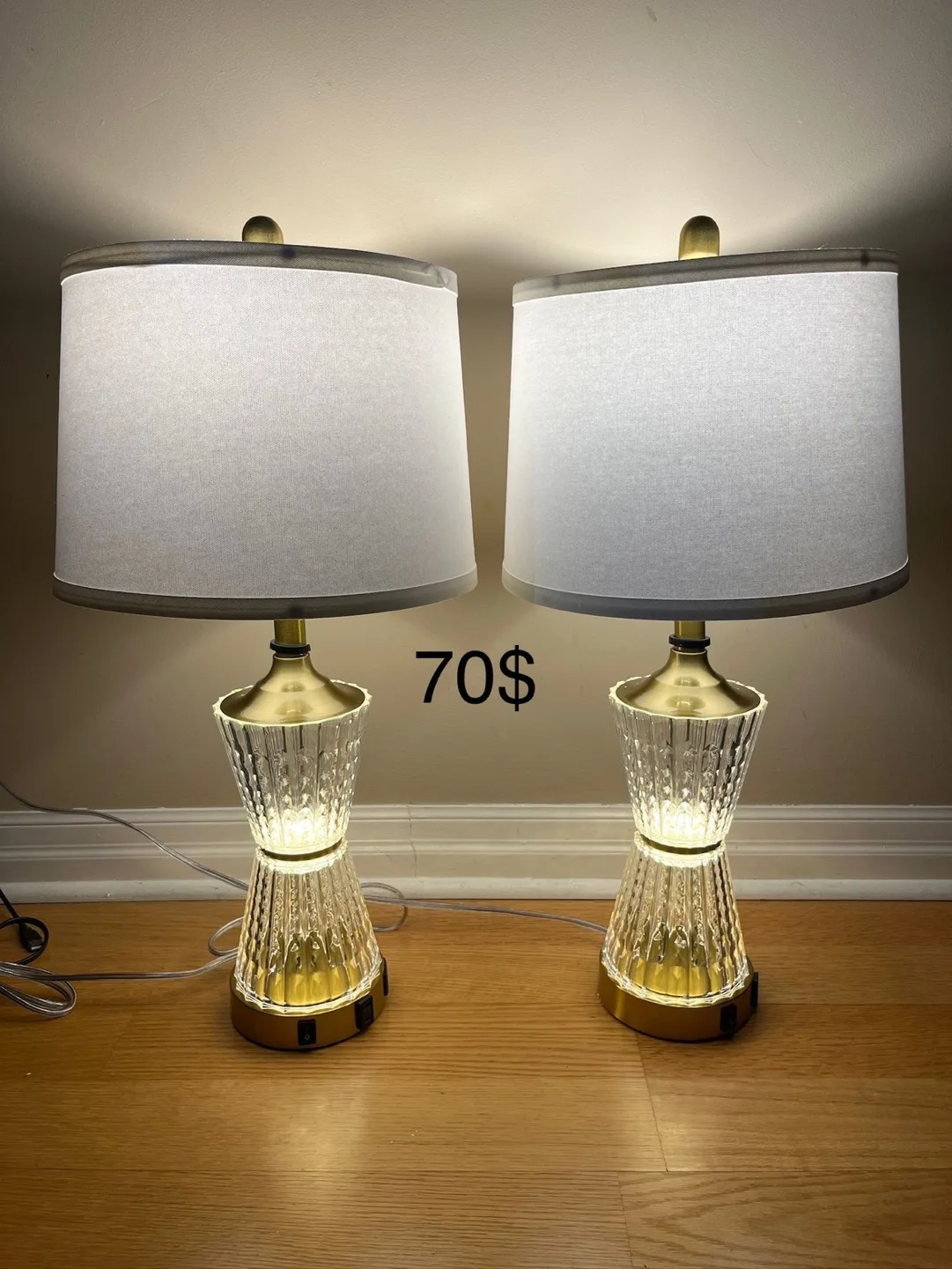 MODERN FLOOR AND TABLE LAMPS image indicator(4)