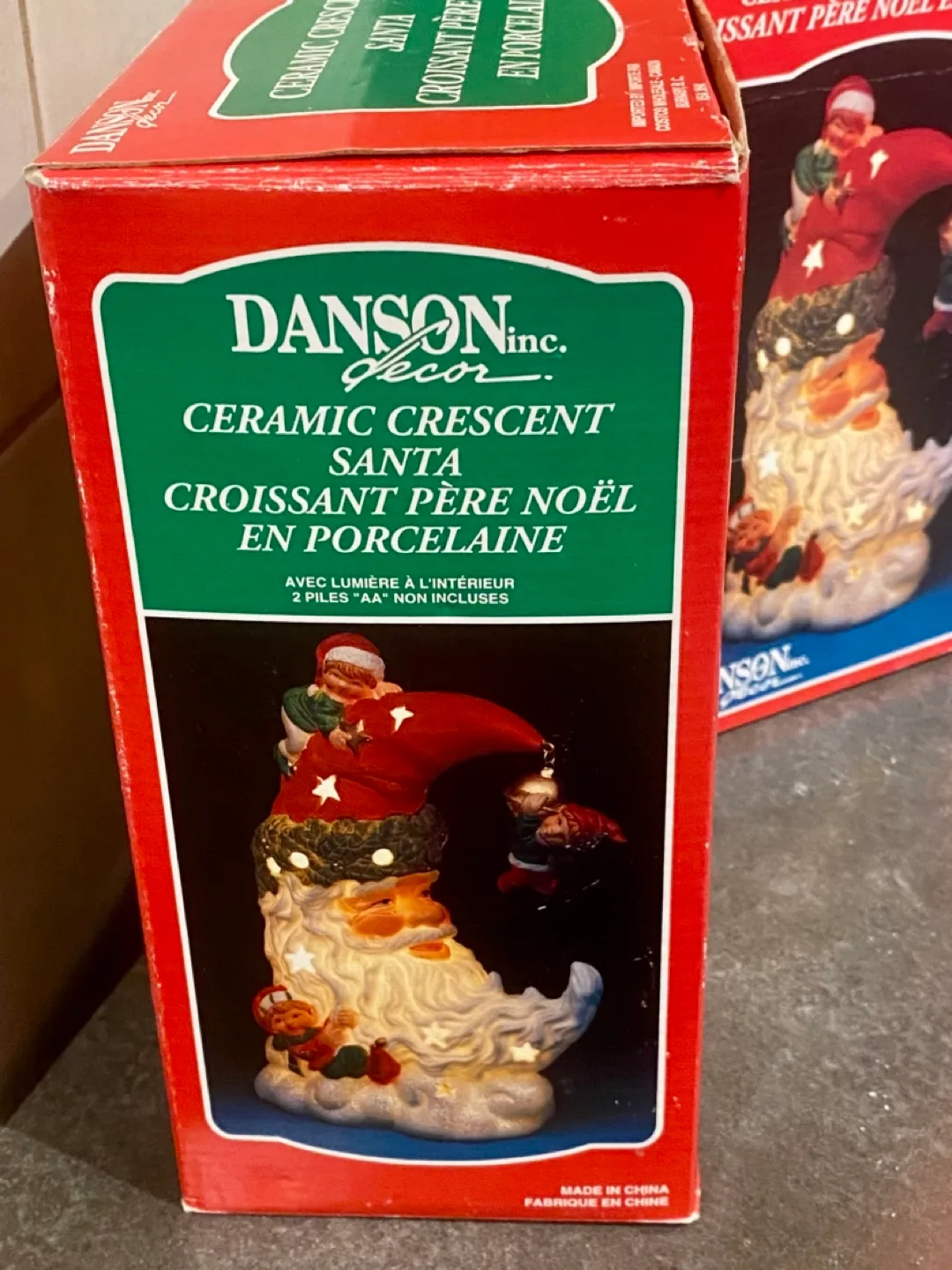 Danson Inc. Ceramic Crescent Santa Light Up image indicator(2)