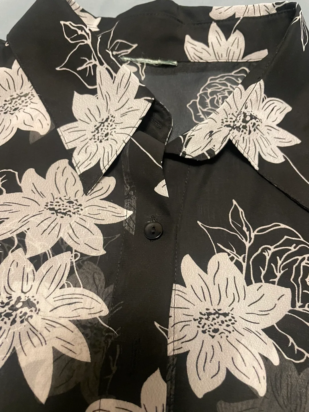 Floral Print Button Down Blouse image indicator(2)