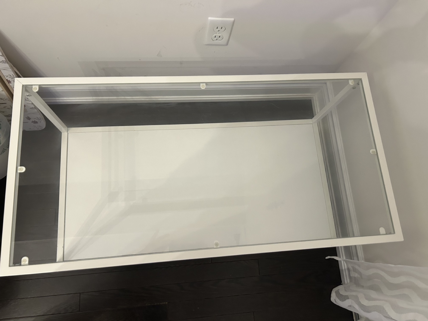 White  metal frame glass  side table - photo 3