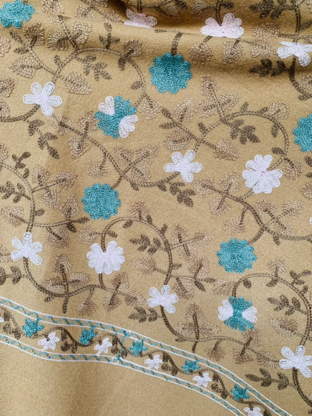 Designer Scarfs image indicator(5)