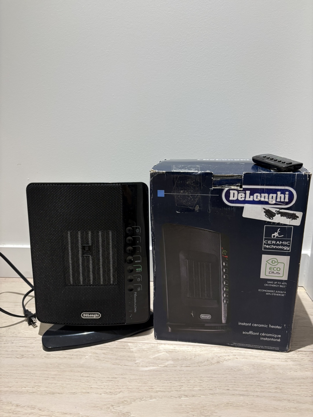 DeLonghi Ceramic Heater - photo 2
