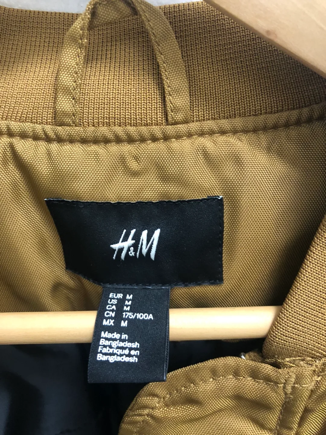 H&M Men's Brown Bomber Jacket Size M image indicator(2)