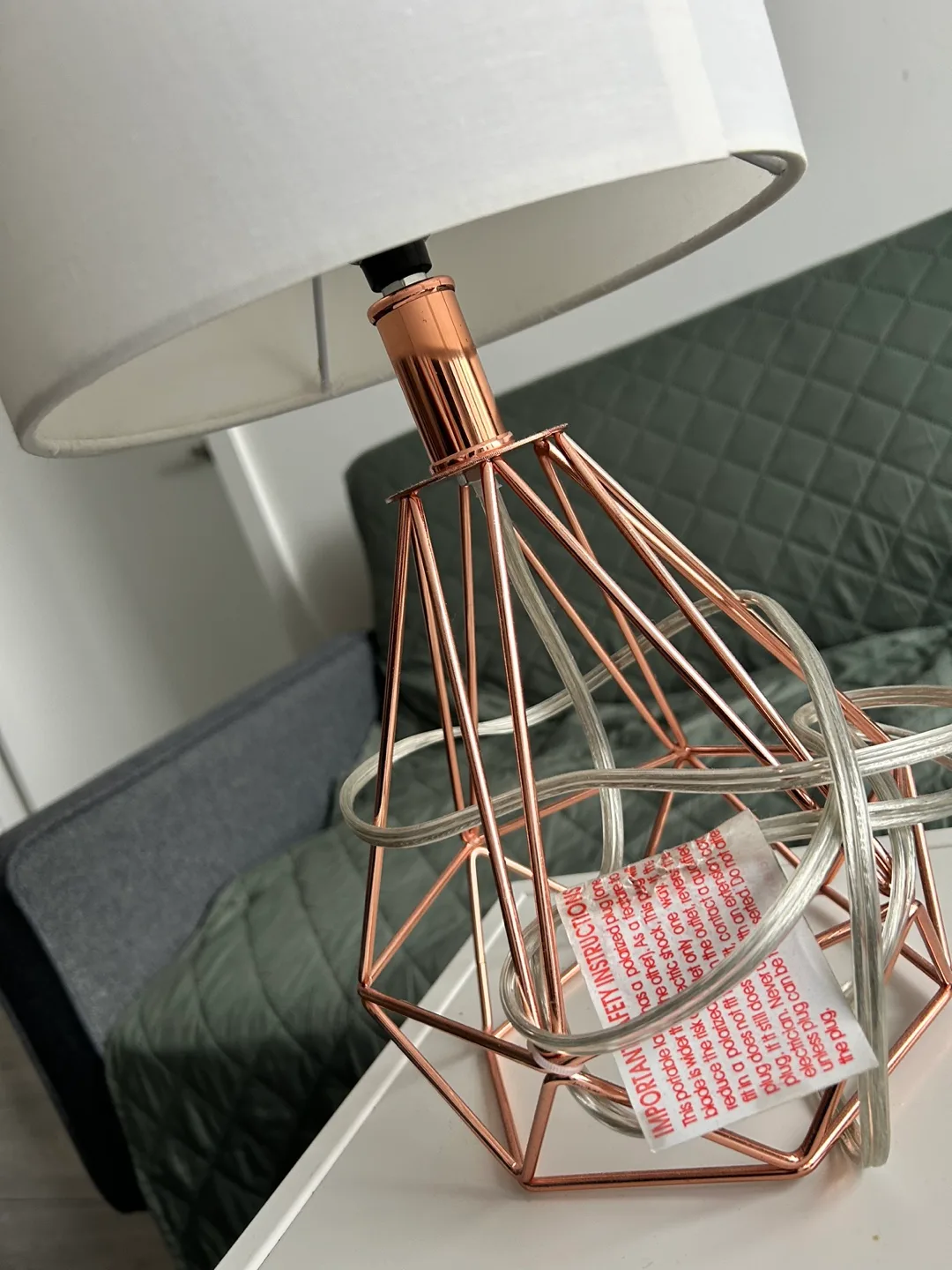Rose Gold Geometric Table Lamp image indicator(3)