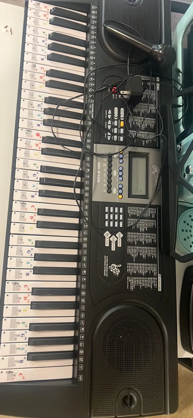 61 Key Keyboard Piano, LCD Screen thumbnail