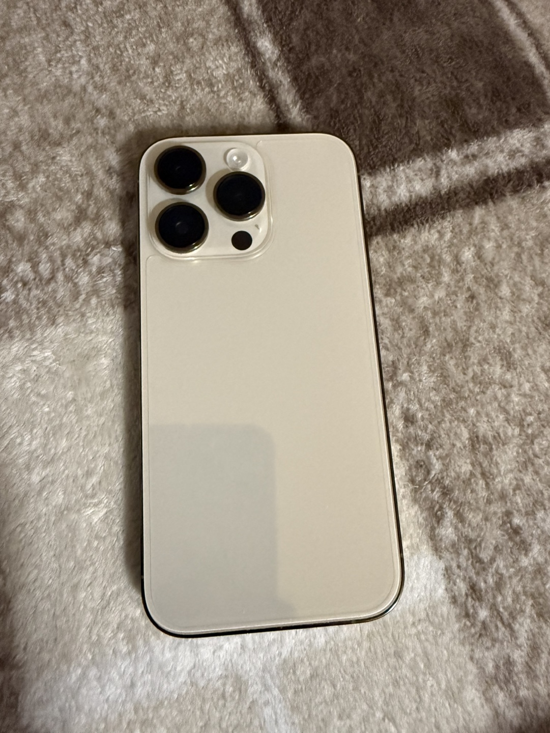 iPhone 14 Pro  -256GB -88% Battery - photo 2