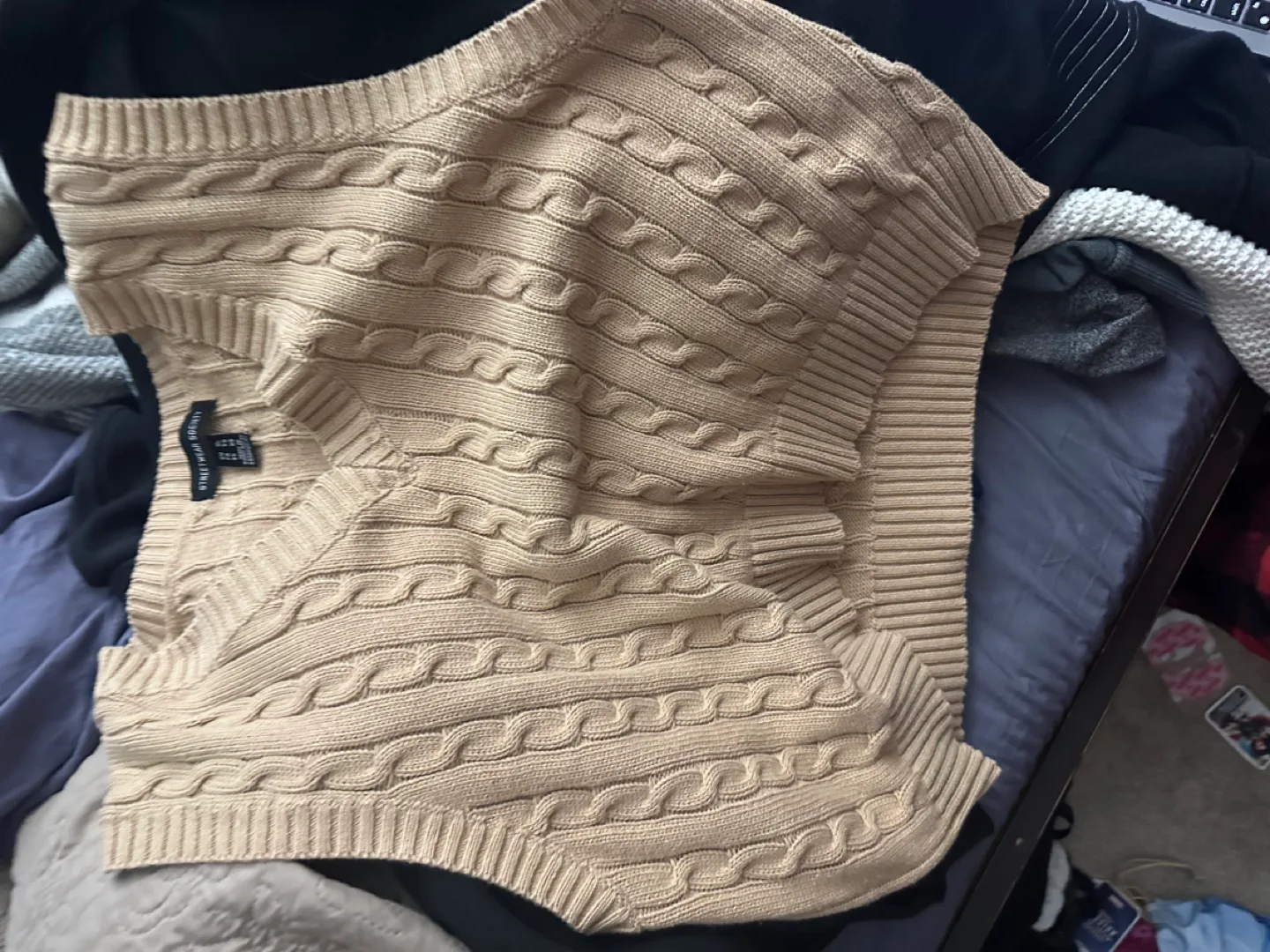 Streetwear Society Cable Knit Vest image indicator(2)