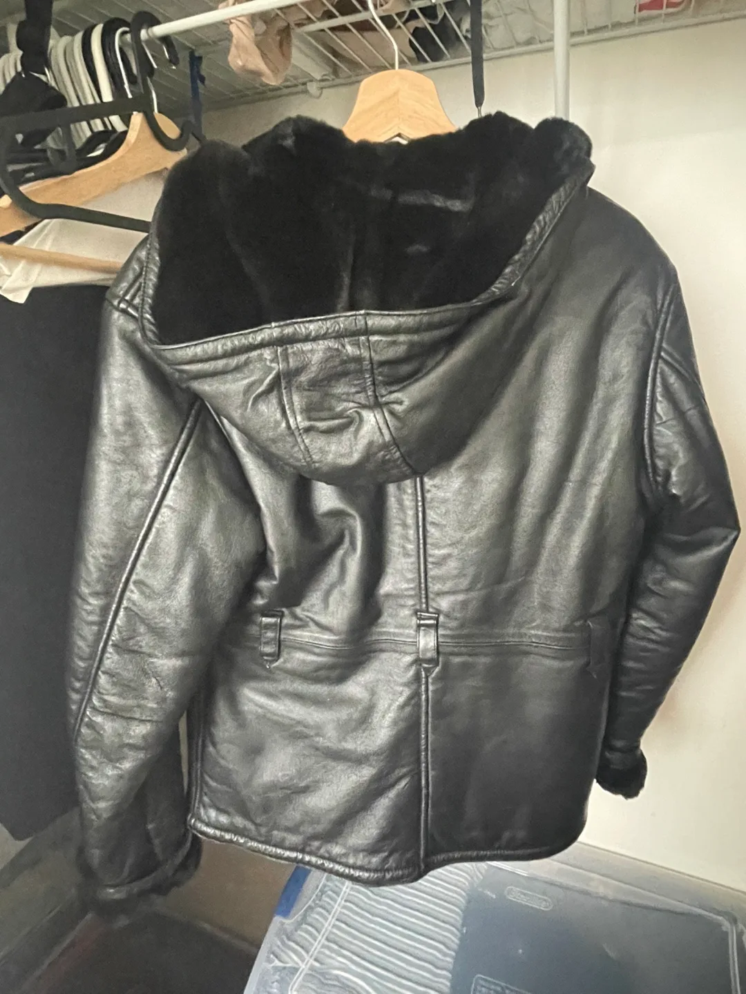 Wilsons Leather Jacket Fur Inside image indicator(3)