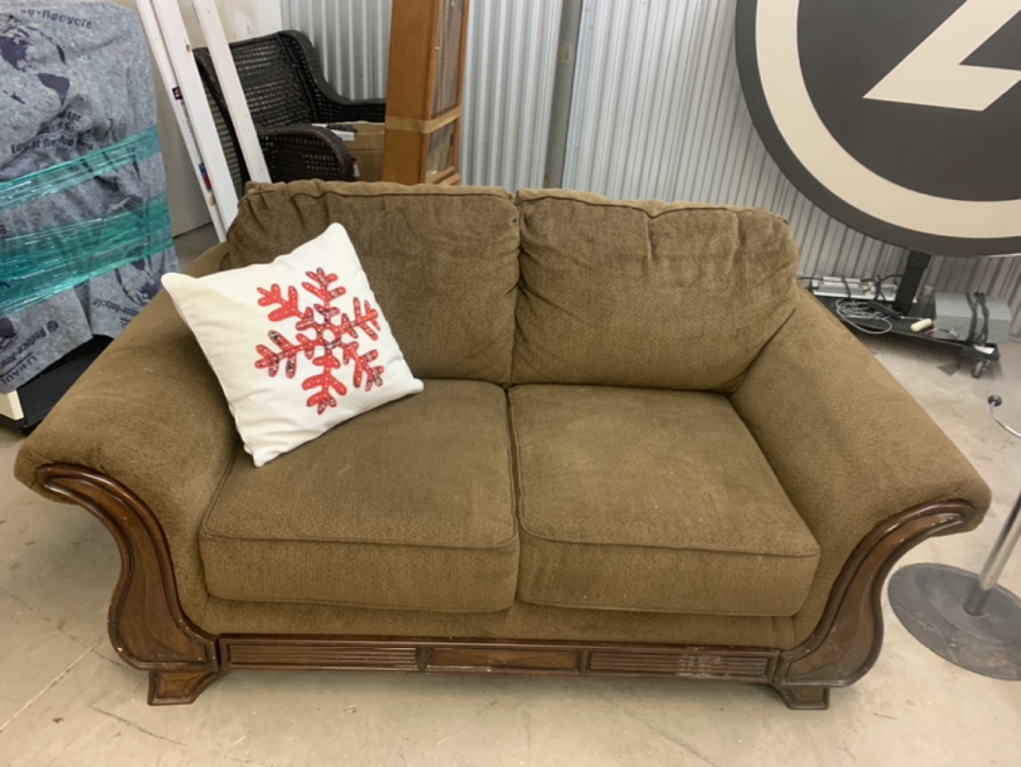 Brown Love Seat - photo 2