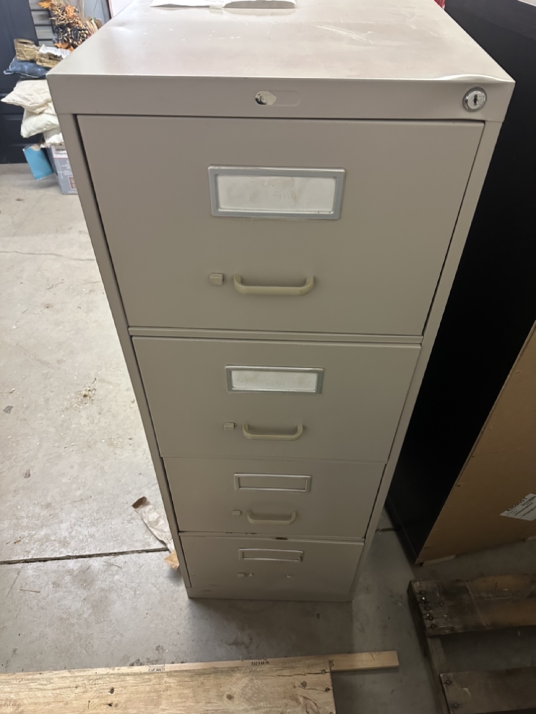4 Drawer Lateral File Cabinet