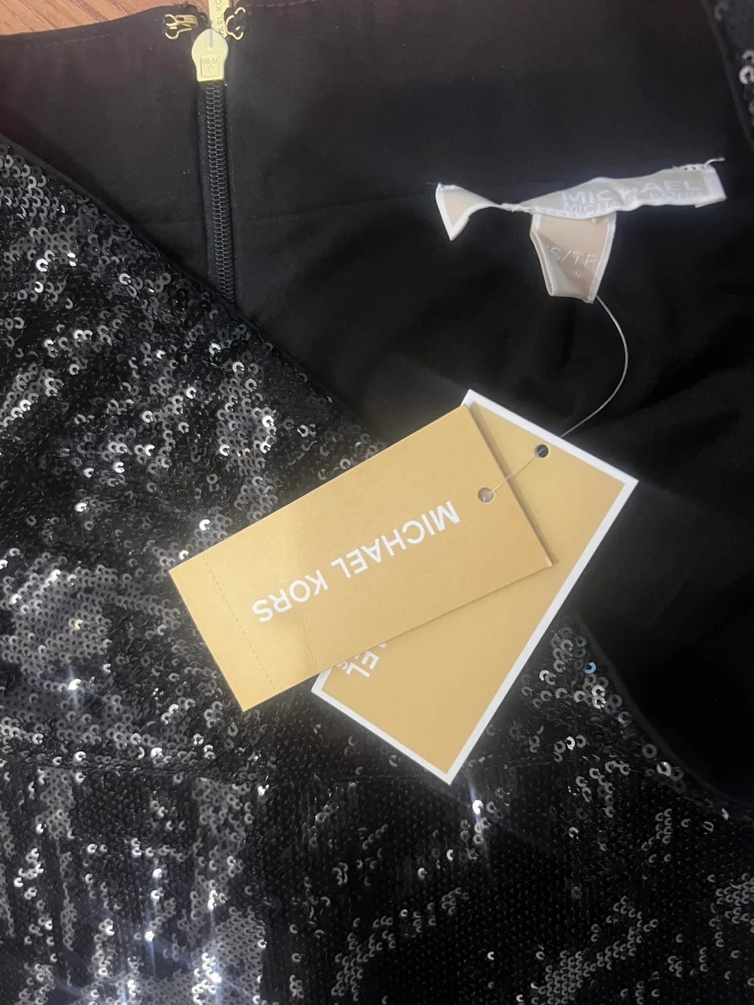 Brand New!!! Michael Kors Black Sequin Skirt Size XS image indicator(4)